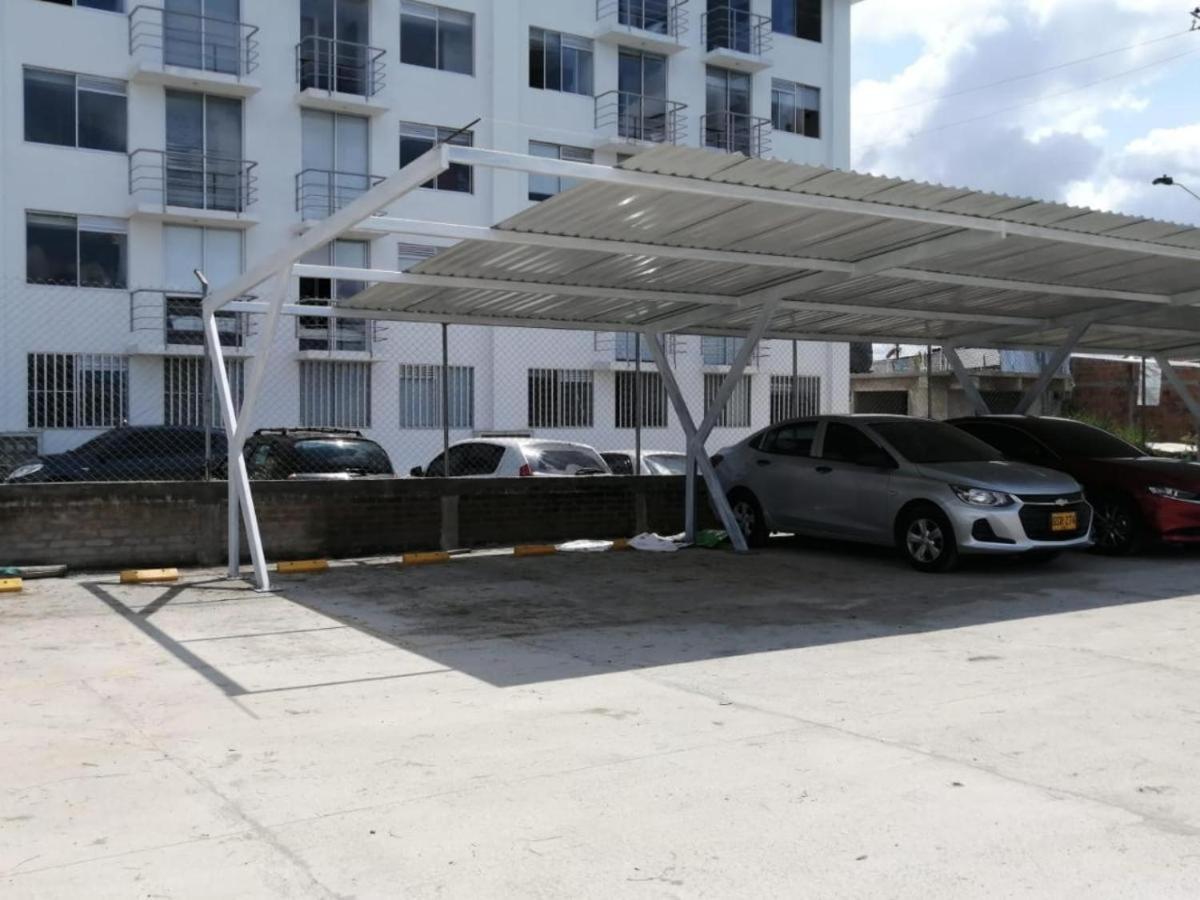 Apartamento cerca parque del Café con Piscina Montenegro Exterior foto